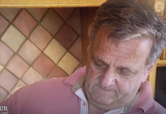 Laurent accueille ses prétendantes chez lui dans "L'amour est dans le pré"