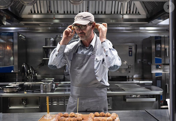 Après 13 ans de succès, il ferme son restaurant "Ultraviolet", situé à Shanghaï.

Paul Pairet est le nouveau juré de "Top Chef 2020".
Crédit : Instagram