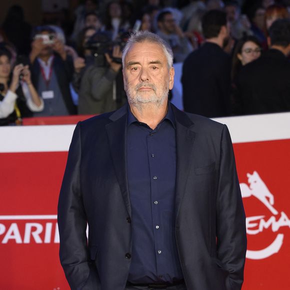 Luc Besson à la première du film "Dracula" de L.Besson lors de la 20ème édition du festival du film de Rome le 24 octobre 2025. © SGP / BESTIMAGE