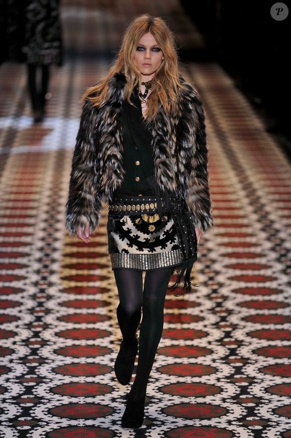 Masha Novoselova - Défilé de prêt-à-porter Gucci automne/hiver 2008-2009 à Milan