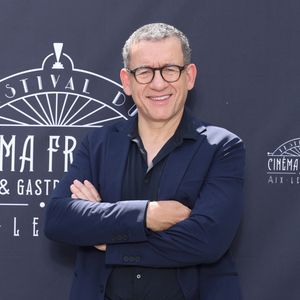 Dany Boon lors de la présentation de son film "Regarde" au Festival du Cinéma Francais et de la gastronomie d'Aix-les-Bains, France, le 3 juin 2025. © Denis Guignebourg/Bestimage