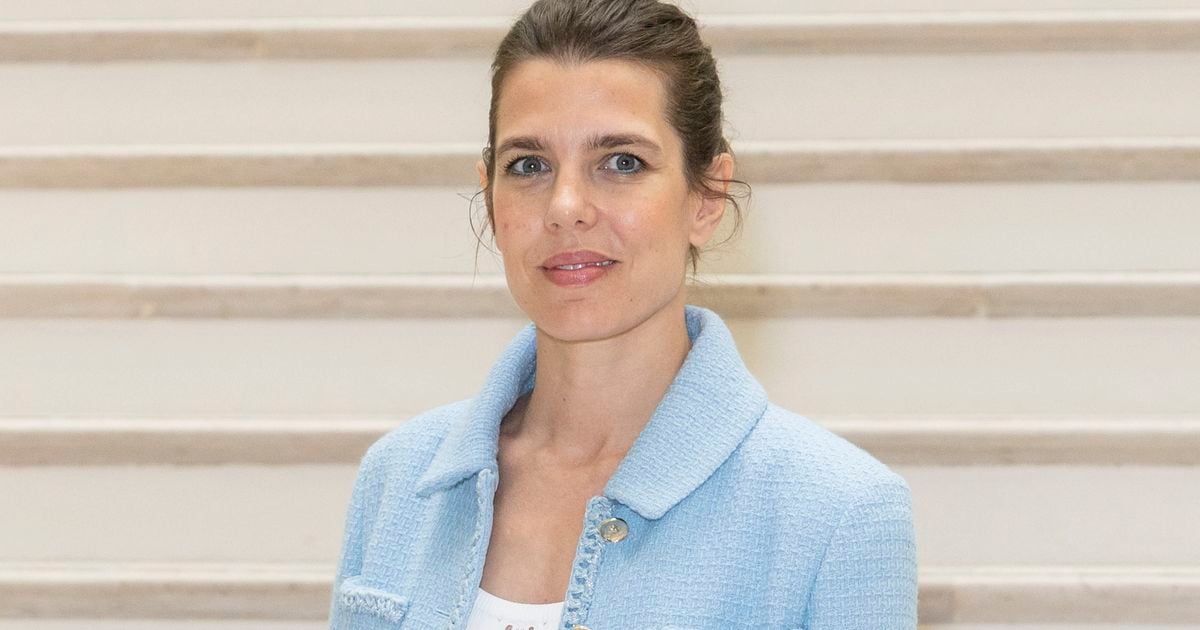 Charlotte Casiraghi rayonne au défilé Chanel : discrètes retrouvailles ...