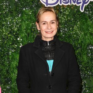 Sandrine Bonnaire - Avant-première de la mini-série Disney "Tout Va Bien" à l'UGC Normandie à Paris le 9 novembre 2023. © Coadic Guirec / Bestimage