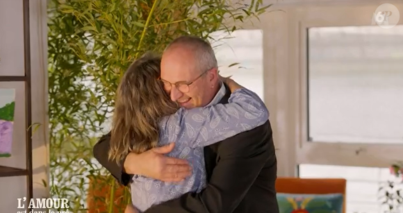 Gilles choisit Isabelle dans "L'amour est dans le pré"