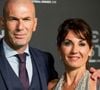 Zinédine Zidane s'apprête à devenir le nouveau sélectionneur de l'équipe de France.

Zinedine Zidane et sa femme Véronique - Les célébrités arrivent à la cérémonie des Trophées Fifa au Royal Festival Hall à Londres, Royaume Uni. © Cyril Moreau/Bestimage