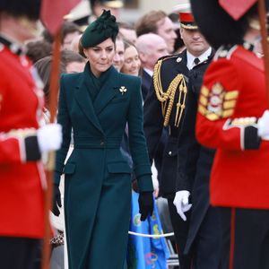 Catherine (Kate) Middleton, princesse de Galles, colonel des Irish Guards, visite le régiment lors du défilé de la Saint-Patrick à la caserne Wellington de Londres, Royaume Uni, le 17 mars 2025. © Ian Vogler/MirrorPix/Bestimage