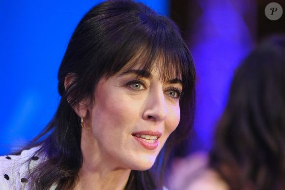 "Aujourd’hui, je le vois avec mon propre fils. Je suis tellement heureuse qu’il puisse passer du temps avec son arrière-grand-mère", a-t-elle déclaré. D’après ses dires, ils sont "très proches" l’un de l’autre.

LILLE, FRANCE - 21 MARS Nolwenn Leroy assiste à la première de The Audacity lors de la deuxième journée du Festival Series Mania le 21 mars 2026 à Lille, France Photo by Franck Castel/ABACAPRESS.COM