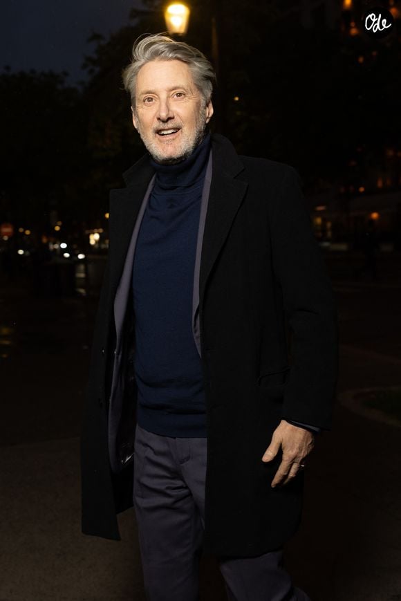 Exclusif - Antoine de Caunes - Les célébrités arrivent au dîner du Cinéma du Madame Figaro au restaurant "Gigi" à Paris le 31 mars 2026. © Julien Sarkissian/Bestimage