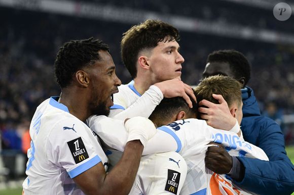 L'Olympique de Marseille reçoit l'Olympique Lyonnais dans le cadre de la 20e journée de Ligue 1 Mcdonald's le dimanche 2 février 2025.  
Joie OM But Luis Henrique