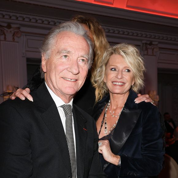 Sophie Davant et William Leymergie forment aujourd'hui un couple très soudé.

William Leymergie et Sophie Davant -  Gala "Best Awards" à l'hôtel Georges V à Paris. © Coadic Guirec / Bestimage