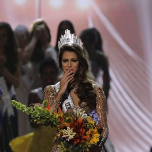 La Française Iris Mittenaere couronnée Miss Univers ; Choisie face à ses 85 concurrentes, la Française Iris Mittenaere a été élue lundi 30 janvier Miss Univers lors d'un concours télévisé organisé à Manille, aux Philippines le 30 janvier 2017.
© Linus Guardian Escandor Ii via ZUMA Wire / Bestimage