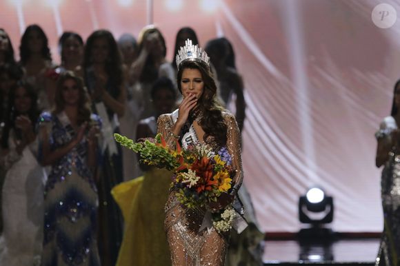 La Française Iris Mittenaere couronnée Miss Univers ; Choisie face à ses 85 concurrentes, la Française Iris Mittenaere a été élue lundi 30 janvier Miss Univers lors d'un concours télévisé organisé à Manille, aux Philippines le 30 janvier 2017.
© Linus Guardian Escandor Ii via ZUMA Wire / Bestimage