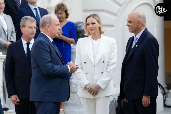 Le prince Albert II de Monaco et la princesse Charlène de Monaco ont accueilli au Palais princier les ambassadeurs et représentants permanents des 46 États membres de l'organisation du Conseil de l'Europe, Monaco le 2 septembre 2026. © Olivier Huitel/Pool Monaco/Bestimage