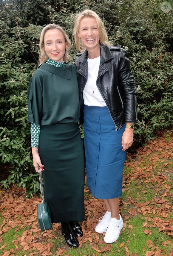 Audrey  Lamy et sa soeur Alexandra Lamy - People au défilé Lacoste Collection Prêt-à-Porter Printemps/Eté 2020 lors de la Fashion Week de Paris, le 1er octobre 2019. © Veeren Ramsamy-Christophe Clovis/Bestimage