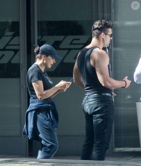Exclusif - Gladys, la femme Jean-Claude Van Damme et leur fils Kristopher, lors d'une journée de travail dans un studio de voice over (doublage de voix) pour son prochain film " The Bouncer " à Bruxelles le 30 mai 2018.
Crédit : Agence / Bestimage