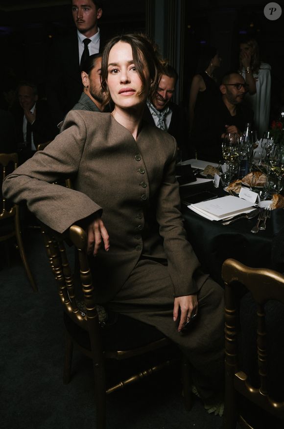 Alice David au dîner des enfants du Rwanda au Pavillon Ledoyen à Paris le 26 mars 2026

© Sam Delpech / Bestimage