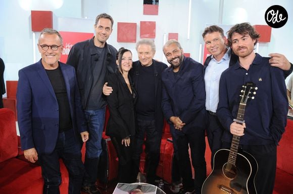 Exclusif - Emmanuel Chaunu, Grand Corps Malade, Camille Lellouche, Michel Drucker, Jean Rachid et Frédéric Sotteau lors de l'enregistrement de l'émission Vivement dimanche au studio Rive gauche, présentée par M.Drucker et diffusée le 4 octobre sur France 3, à Paris, France, le 30 septembre 2026. © Guillaume Gaffiot/Bestimage