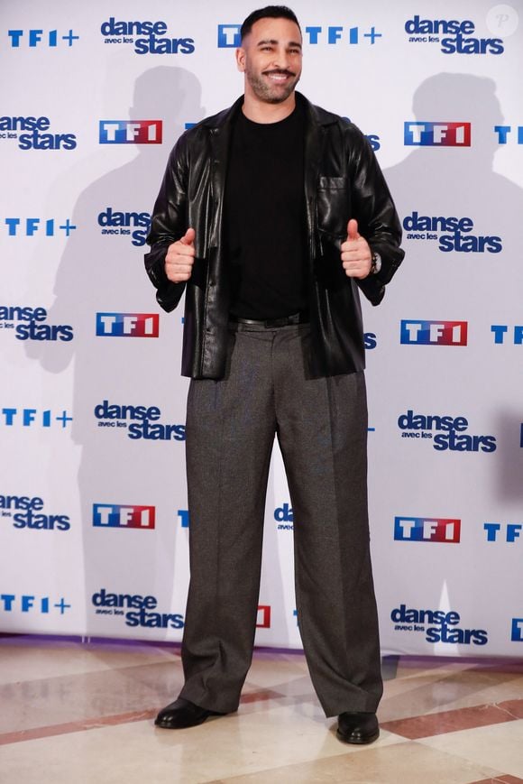 Adil Rami - Photocall de lancement de la saison 2025 de "Danse avec les stars" (DALS) au siège de  TF1 à Boulogne-Billancourt, France, le 16 janvier 2025. © Christophe Clovis / Bestimage