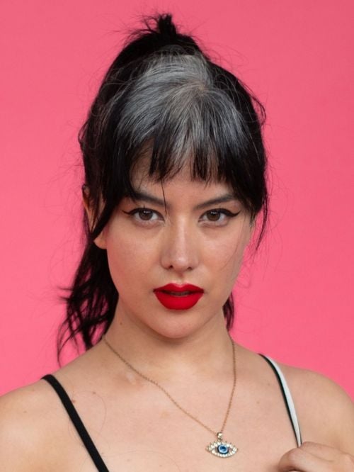 Ana Martínez, coiffeuse : "L’une des erreurs les plus fréquentes est de se teindre les cheveux juste avant le début de la transition vers les cheveux gris"