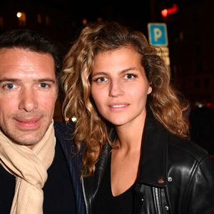 Nicolas Bedos et sa compagne Pauline Desmonts - Cocktail pour la sortie du livre de Michel Denisot " On peut rire de tout, sauf en mangeant de la semoule" aux Deux Magots à Paris le 15 mars 2023. © Veeren/ Bestimage