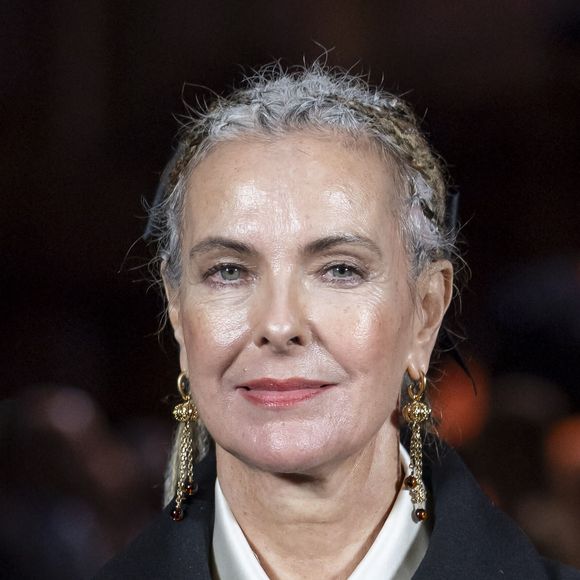 Le nouveau look capillaire de Carole Bouquet a beaucoup fait parler

Carole Bouquet – Photo Call  du Défilé de mode Chanel Collection Printemps-Été 2026 dans le cadre de la Fashion Week de Paris. © Olivier Borde / Bestimage