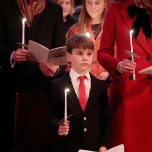 Au concert de Noël de Kate Middleton

Le prince Louis et la princesse de Galles lors du service de chants de Noël Together At Christmas à l'abbaye de Westminster à Londres, Royaume-Uni. Photo de Aaron Chown/PA Wire/ABACAPRESS.COM