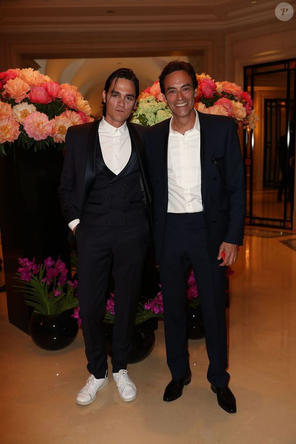Exclusif - Anthony Delon avec son frère Alain-Fabien Delon au cocktail de la 10ème édition du "Global Gift Gala" à l'hôtel Four Seasons George V à Paris 
© Cyril Moreau/Global Gift Foundation/Bestimage