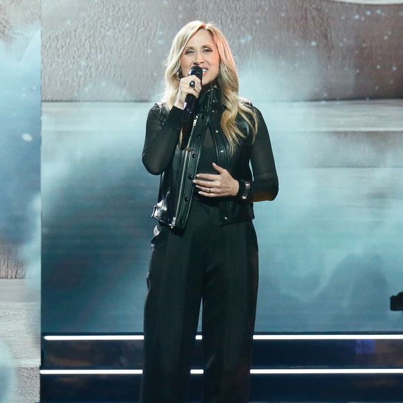 Exclusif - Lara Fabian lors de l'enregistrement de l'émission "Laurent Gerra, l'anniversaire événement" présentée par S.Bern et qui sera diffusée le 7 juin 2025 sur France 2, au théâtre Marigny, à Paris, France, le 28 avril 2025. © Clovis-Moreau/Bestimage