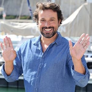 La dernière réalisatrice qui a tourné à ses côtés se souvient de ses difficultés sur la fin.

Bruno Salomone à la première de "Souviens Toi" lors de la cérémonie d'ouverture de la 19ème édition du Festival de la Fiction TV de la Rochelle, le 13 septembre 2017. 

Photo : Patrick Bernard / Bestimage