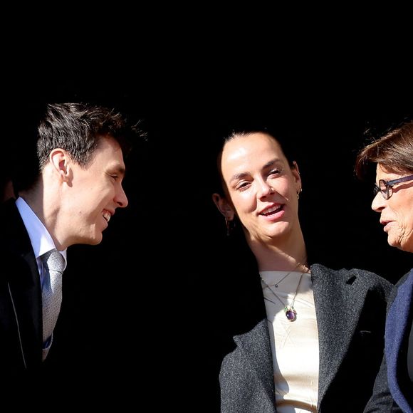 Pauline Ducruet, la princesse Stéphanie de Monaco et Louis Ducruet - La famille princière de Monaco au balcon du palais, à l'occasion de la Fête Nationale de Monaco, le 19 novembre 2024. © Jacovides-Bebert/Bestimage