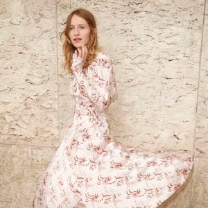 Christa Theret - People au défilé Paco Rabanne "Collection Prêt-à-Porter Printemps/Eté 2020" lors de la Fashion Week de Paris (PFW) le 26 Septembre 2019.
© Christophe Aubert via Bestimage