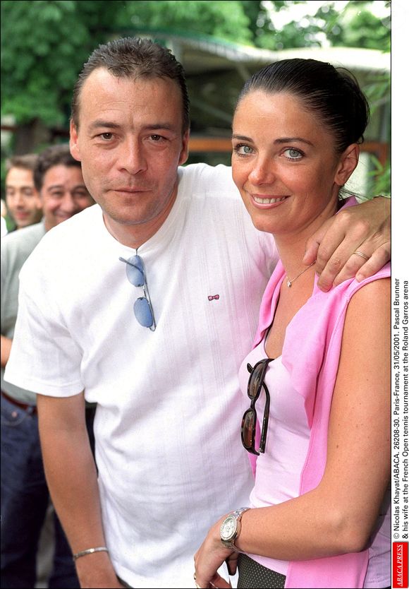 Hélas, le père de Marine, la fille qu'il a eue avec Valérie, a commis trop d'excès...

© Nicolas Khayat/ABACA. 26208-30. Paris-France, 31/05/2001. Pascal Brunner et son épouse au tournoi de tennis de Roland Garros