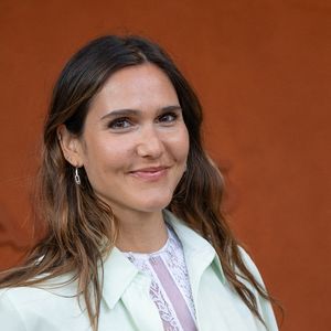 Elle y compose et y reçoit ses proches

Joyce Jonathan assiste au tournoi de Roland-Garros 2026, le 1er juin 2026 à Paris, en France. Photo de Laurent Zabulon/ABACAPRESS.COM