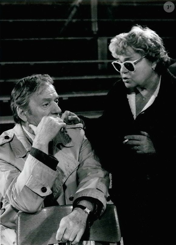 Yves Montand et Simone Signoret sur un tournage (archive) © Keystone Press Agency/ZUMA Press Wire