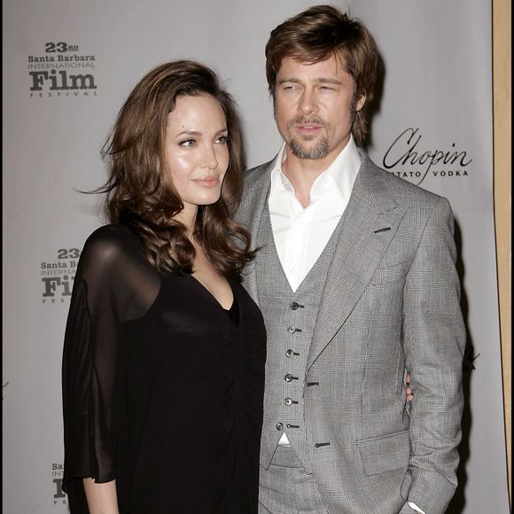 Ils ont tous les deux signé une convention le lundi 30 décembre 2024

Brad Pitt et Angelina Jolie.
