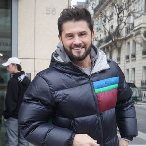 Christophe Beaugrand en a fait l’amère expérience...

Exclusif - Christophe Beaugrand quitte les studios de RTL. Paris, le 12 décembre 2024.