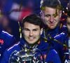 Et une photo les dévoilant réunis relance les pronostics. Explications...

Antoine Dupont avec le trophée du tournoi des Six Nations - La France domine l'Ecosse (35-16) et remporte le Tournoi des 6 Nations au Stade de France à Saint-Denis, Seine Saint-Denis, France, le 15 mars 2025. © Christian Liewig/Bestimage
Christian Liewig / Bestimage