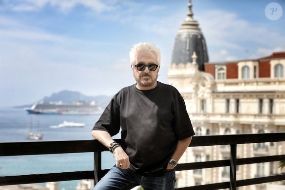 Exclusif - Rendez-vous avec Marc Cerrone à Cannes, le 23 mai 2025. Canal Plus diffuse le documentaire "Cerrone : Supernature", le 18 juin 2025. © Frantz Bouton / Nice Matin / Bestimage  |Exclusif - Rendez-vous avec Marc Cerrone à Cannes