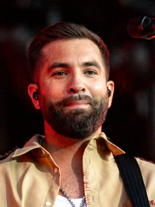 Après avoir quitté l'Essonne pour le Sud-Ouest, Kendji Girac de retour dans ce petit village de 1200 habitants cher à son grand-père