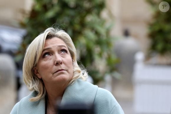 La Première ministre recoit Marine Le Pen, présidente du groupe Rassemblement National à l'Assemblée nationale pour un entretien à l'hôtel de Matignon, Paris, le 11 avril 2023 © Stéphane Lemouton / Bestimage