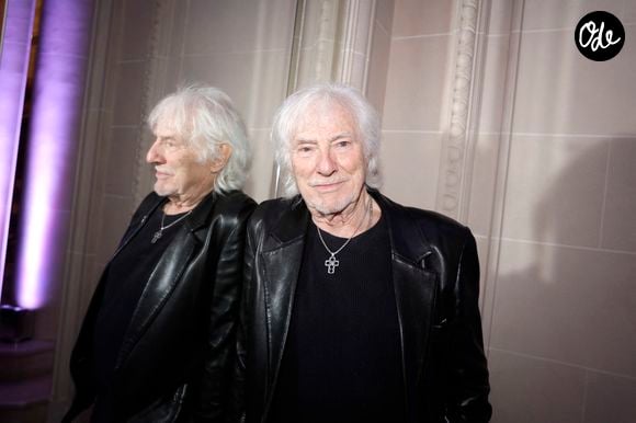Hugues Aufray en marge de la cérémonie des Stéthos d'Or 2024 à Paris le 19 mars 2024.

© Cédric Perrin / Bestimage
