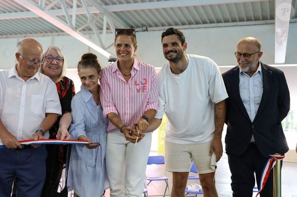 Laure Manaudou et son frère Florent Manaudou coupent le ruban avec le maire de Colombes et des officiels de la ville lors de l'inauguration du Centre Aquatique Olympique Laure et Florent Manaudou à Colombes, près de Paris, France, le 28 juin 2025. Photo by Ameer Alhalbi/ABACAPRESS.COM