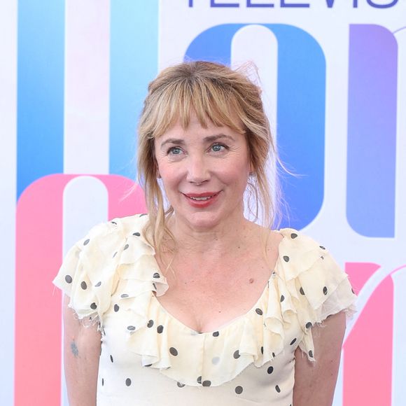 Aujourd'hui en couple avec Philippe Katerine, Julie Depardieu a auparavant partagé la vie du violoniste Laurent Korcia pendant sept ans.

Julie Depardieu au photocall de "Les derniers jours de Charles Baudelaire" lors de la 65eme édition du Festival TV de Monte Carlo.

 © Denis Guignebourg /Bestimage