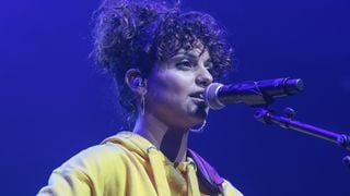 Que devient Tal ? Après les tubes et les projecteurs, l’ancienne star de la musique a lancé un business inattendu à Paris