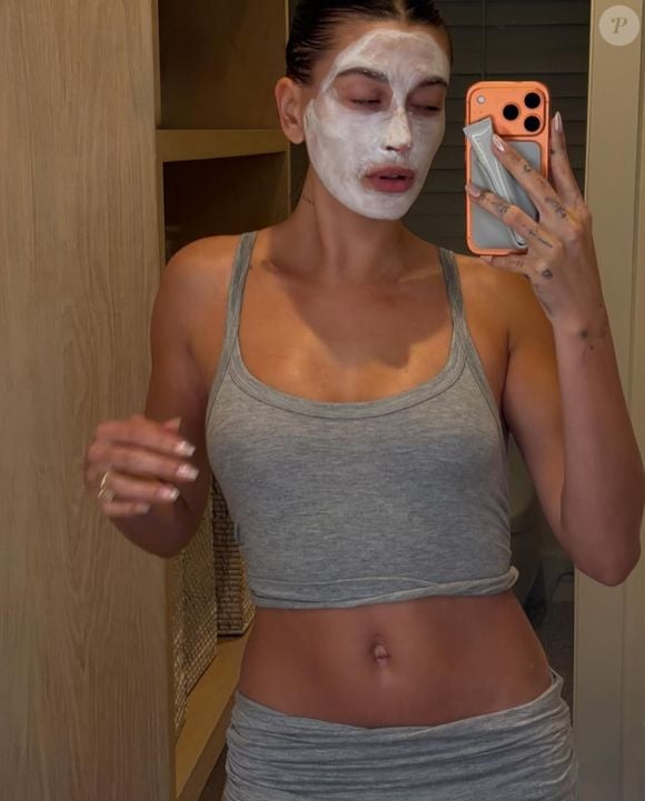 Hailey Bieber sur Instagram.