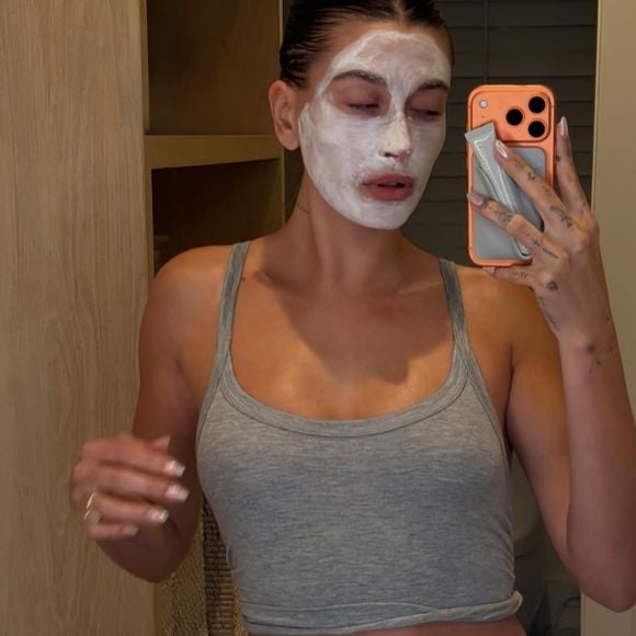 Hailey Bieber sur Instagram.