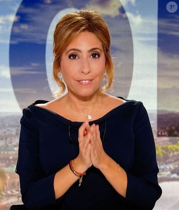 Captures d'écran - Léa Salamé présente son premier journal de 20 heures sur France 2  le 1er septembre 2025. 

Photo : Alain Guizard / Bestimage