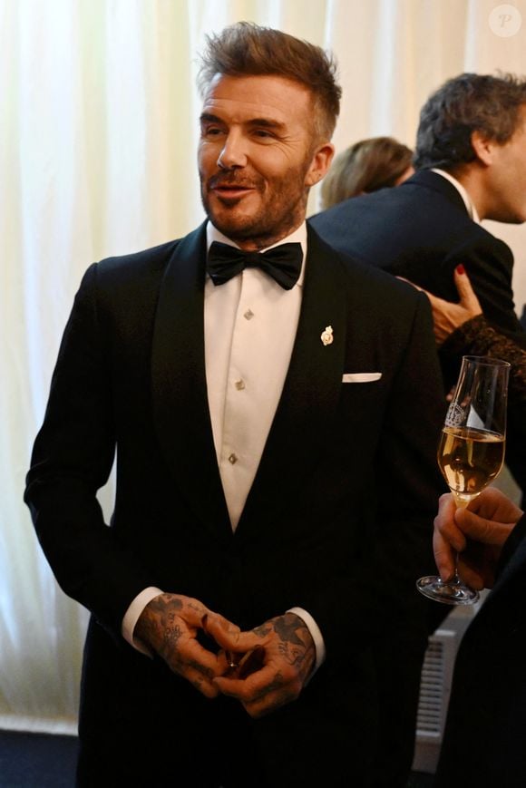En effet, Rebecca Loos, ex-assistante de David Beckham, a réaffirmé avoir eu une relation avec le footballeur à l'époque où elle travaillait pour lui. 

Le roi Charles III d'Angleterre a organisé un dîner Royaume-Uni-Italie pour célébrer le mouvement Slow Food et Slow Fashion à Highgrove le 7 février 2025. ©  Finnbarr Webster/WPA-Pool / Julien Burton via Bestimage
