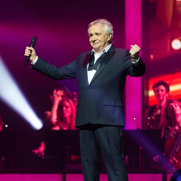 Ce jour-là, la chaîne diffusera en prime time le film live baptisé Michel Sardou : je me souviens d'un adieu

Exclusif - Michel Sardou - Ultime concert de Michel Sardou pour la dernière date de son spectacle "La dernière danse" à la Seine Musicale à Boulogne-Billancourt le 11 avril 2018. Le chanteur a rassemblé plus de 400 000 spectateurs pour une tournée de 82 concerts.  © Pierre Perusseau/Bestimage