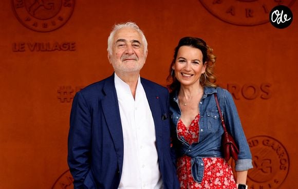 La chroniqueuse de Bonjour ! sur TF1 lève le voile sur leur relation

Guy Savoy et sa compagne Laetitia Barlerin - Les célébrités au photocall du village lors des Internationaux de France de Tennis de Roland Garros 2026. Paris, le 31 mai 2026. © Jacovides / Bestimage